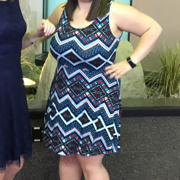 Express Dresses & Skirts - Express Printed Dress